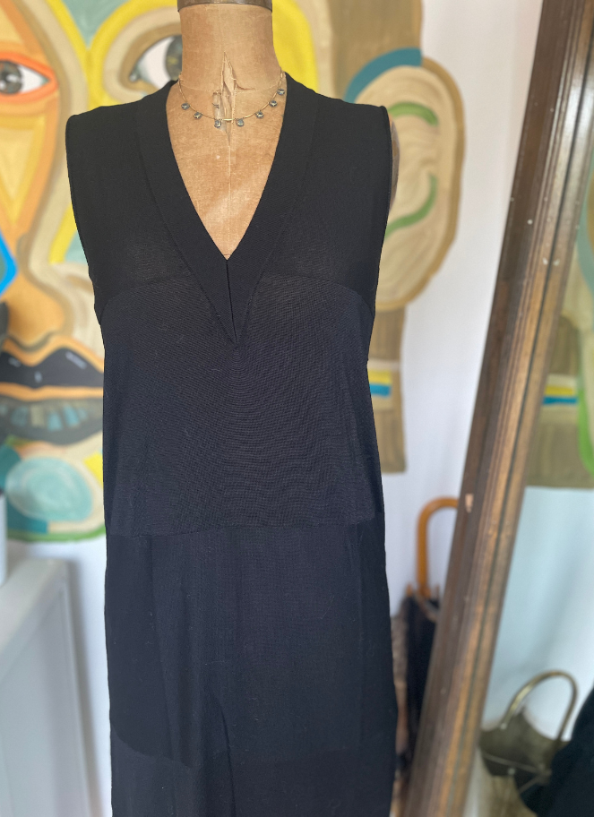 V-NECK LONG DRESS by Eufonia