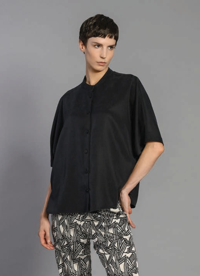 Lotus Eaters Tencel raglan sleeve blouse in black