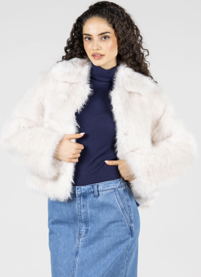 C'est Moi Faux Fur Cropped Jacket in Pearl