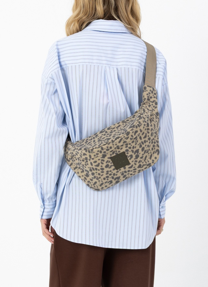 Coster Leopard Print Bag