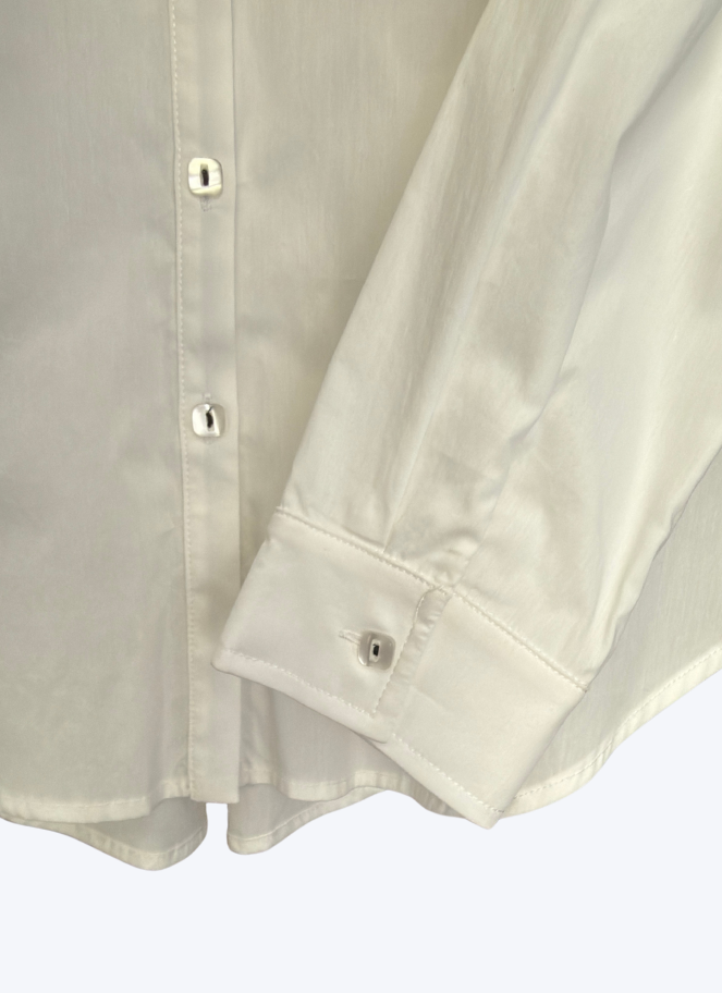 Crisp white shirt by Brenda Beddome