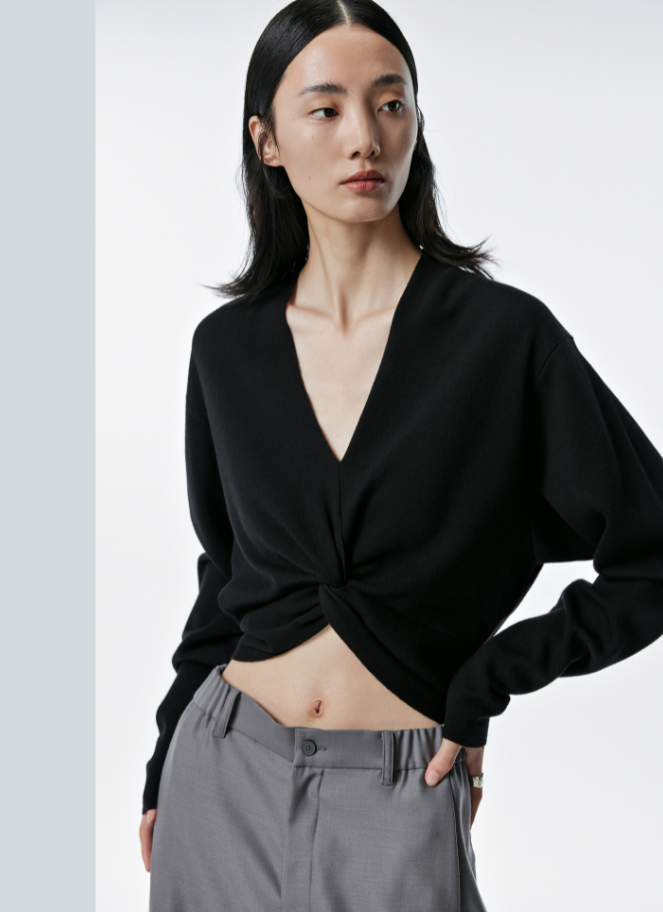 JNBY sweater top in black