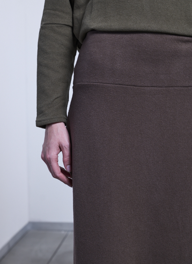 Neirami Long Pencil Skirt in brown
