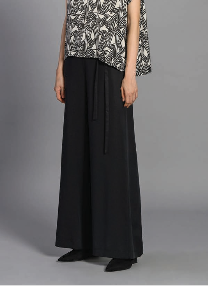 Lotus Eaters black Tencel Pants